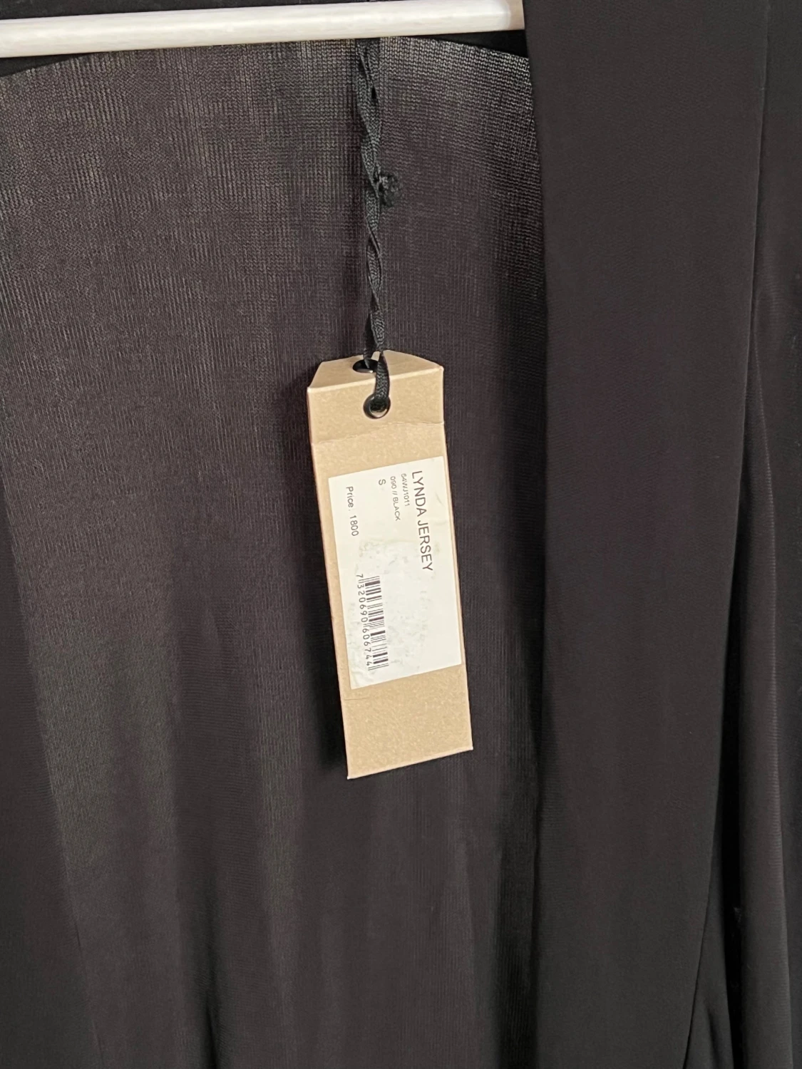 Svart omlottklänning från Whyred - 3