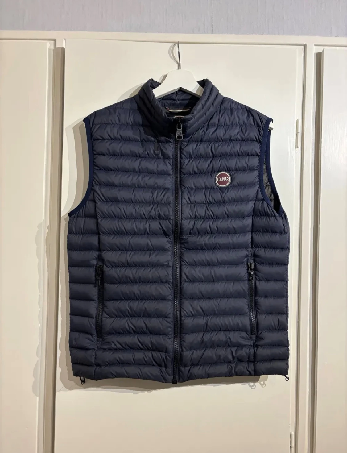 Mörkblå dunväst från Colmar