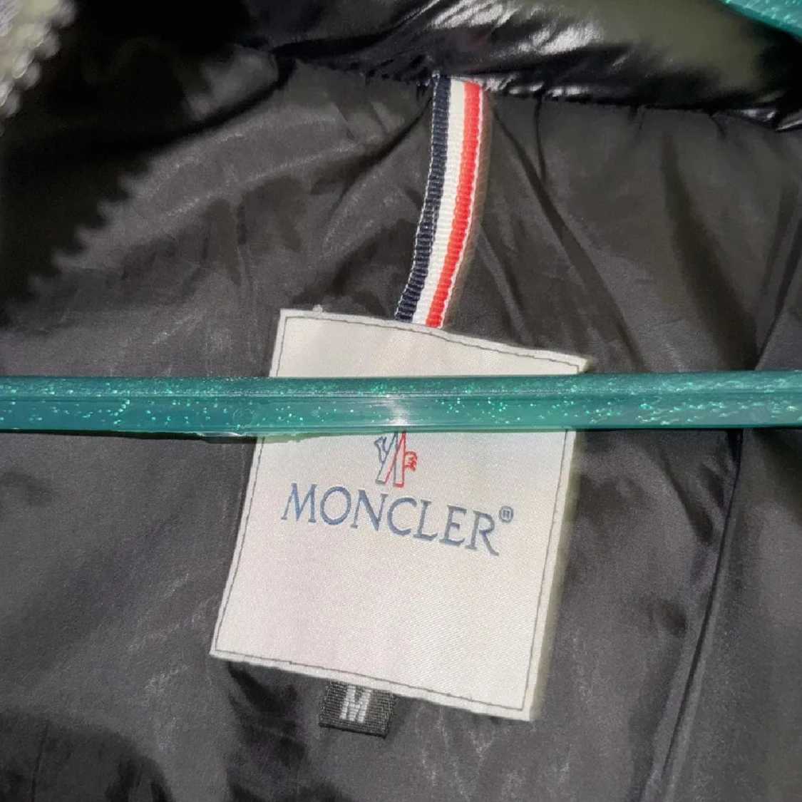 Svart Moncler pufferjacka M - 1