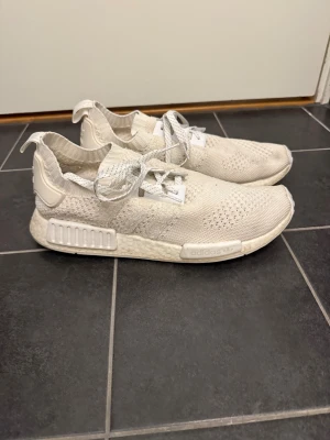 Adidas NMD’s - Grymma sneakers som jag tyvärr inte använder. Storlek 45 1/3