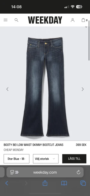 Cheap monday jeans - Färg: Star Blue- mörkblå. Något nertrampade vid hälen annars inga defekter förutom den stora orangea lappen (bild 3) är bortsprättad. W29 L32