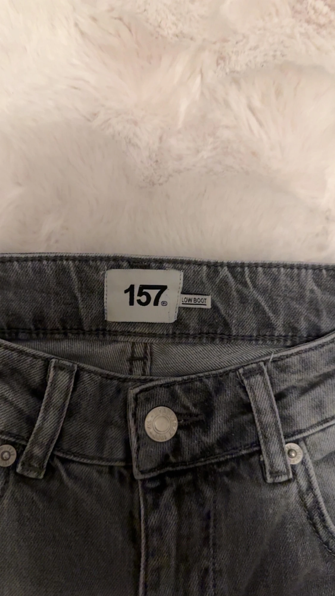 Svarta & grå jeans  - 1