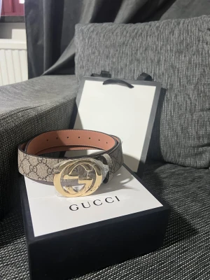 GG bälte  - Helt nya du får med allt 