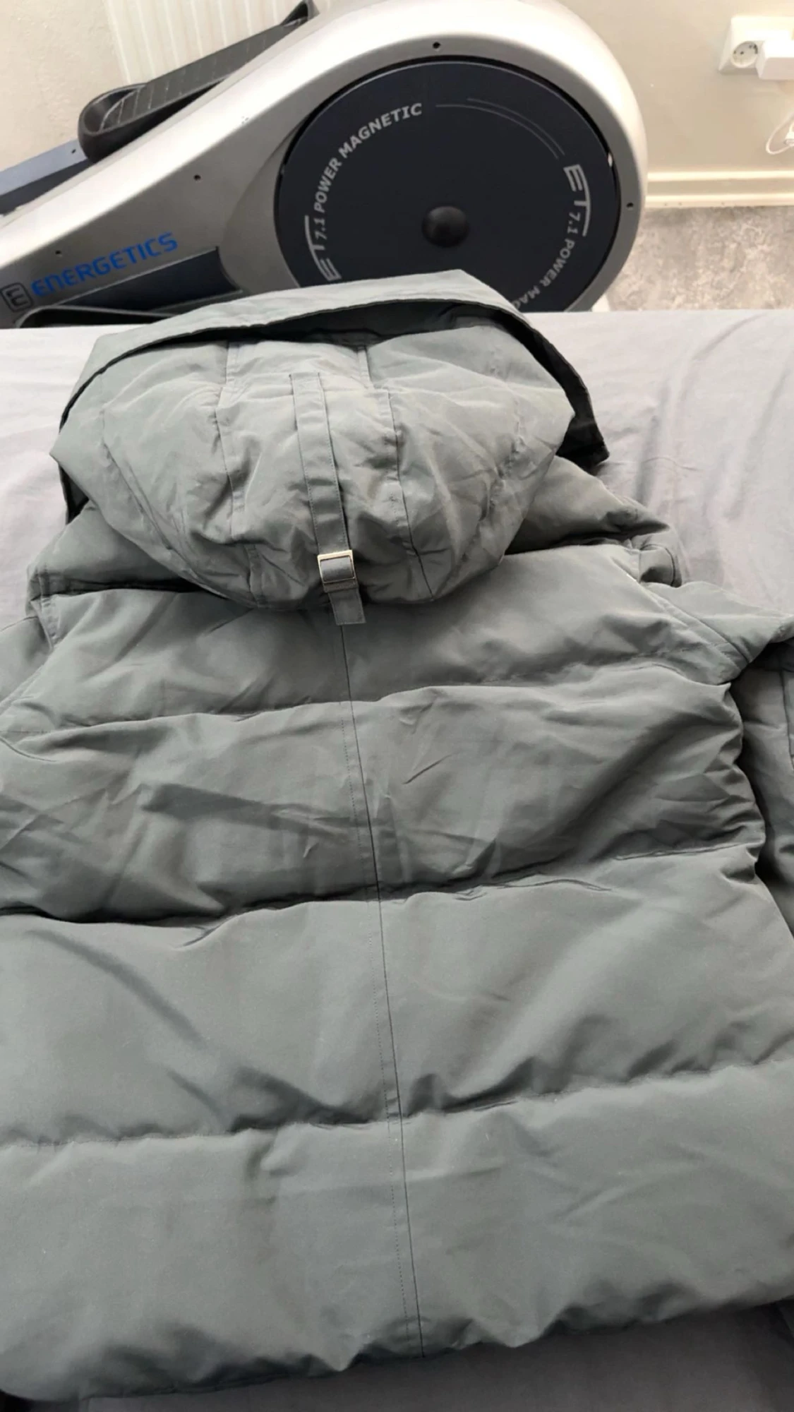 Grå vinterjacka från Canada Goose - 2