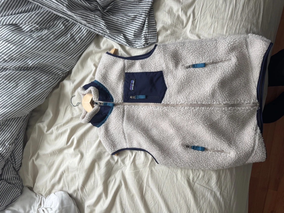 Vit fleeceväst från Patagonia - 1