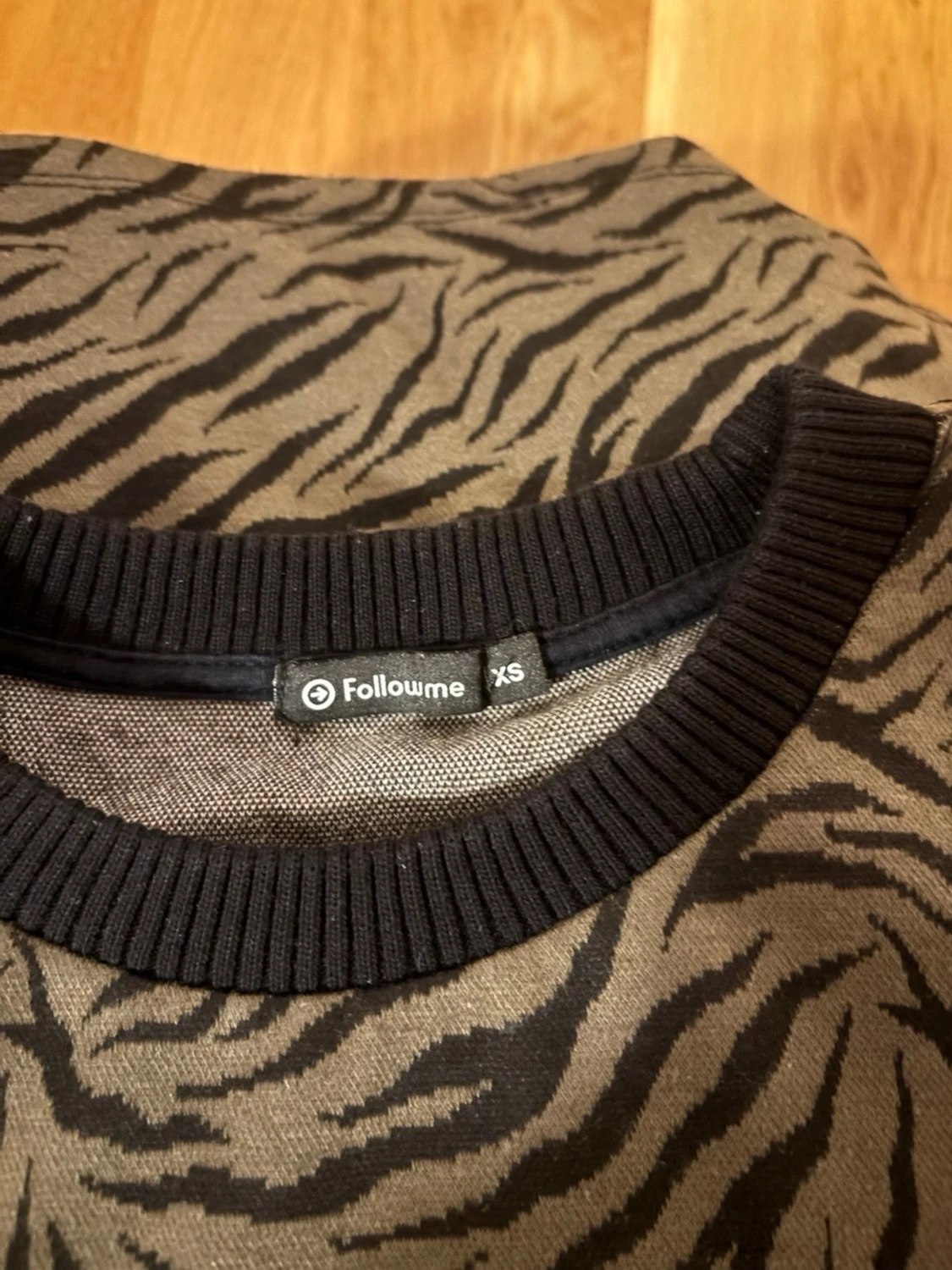 Zebramönstrad topp från Followme XS - 1