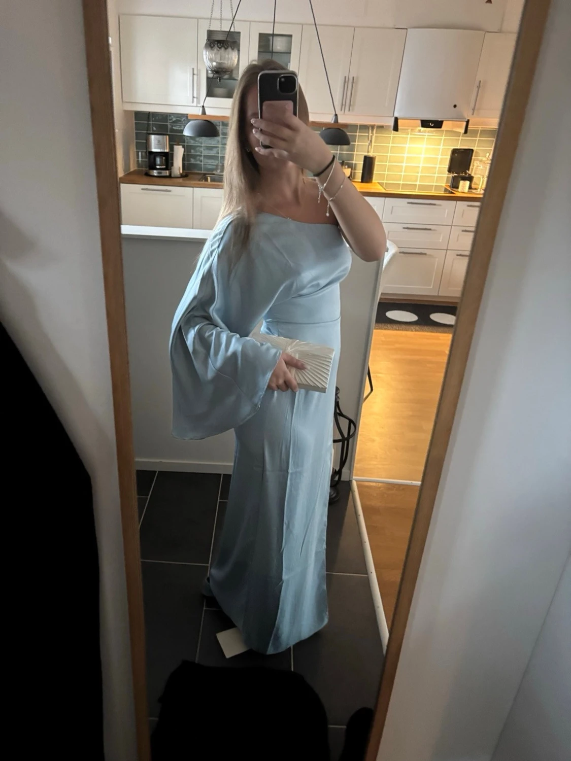 Ljusblå balklänning - 1