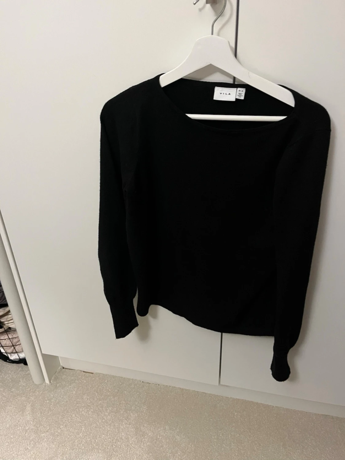 Svart långärmad tröja från Vila