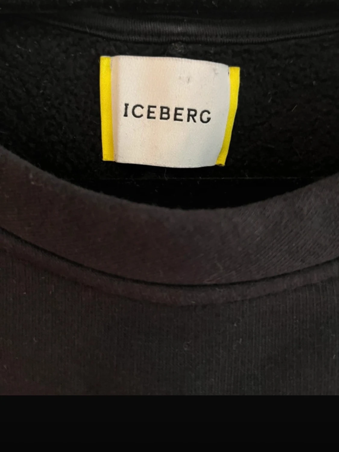 Svart oversized väst med broderi - 2