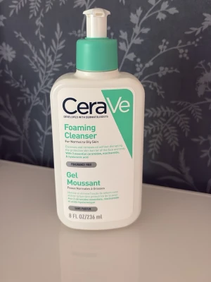 CeraVe foamning cleanser - 236 ml, endast testad 2 gånger