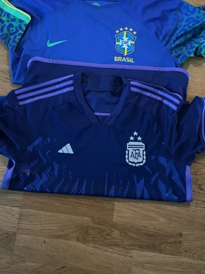 Fotboll kit  - 2 fotboll kit Argentina both size L