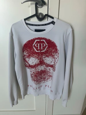  Philipp Plein tröja - Storlek S bra skick sänker pris vid snabbaffär