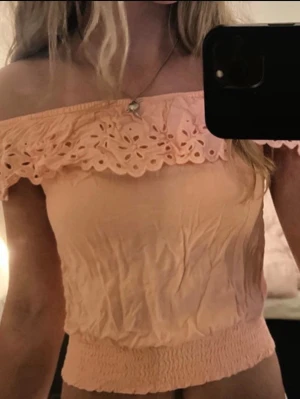Topp från H&M - Bara testad, storlek 134 men passar xs-xxs💓