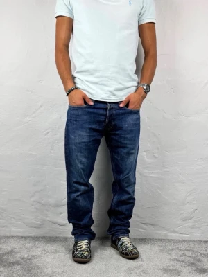 Replay jeans  - Ett par riktigt snygga jeans från Replay i storlek W30 L30 i modellen Newbill