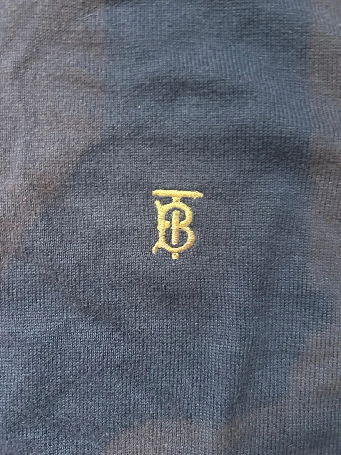 Mörkblå tröja med broderad logga - 1