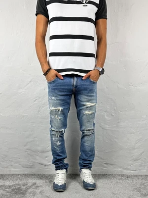 Nudie jeans  - Ett par riktigt snygga jeans från Nudie i storlek W28 L30 i modellen Long John 