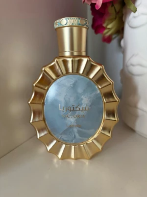 Lattafa: Victoria - 100ml. Ny, utan box.