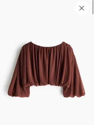 Brun blus  - Helt ny 