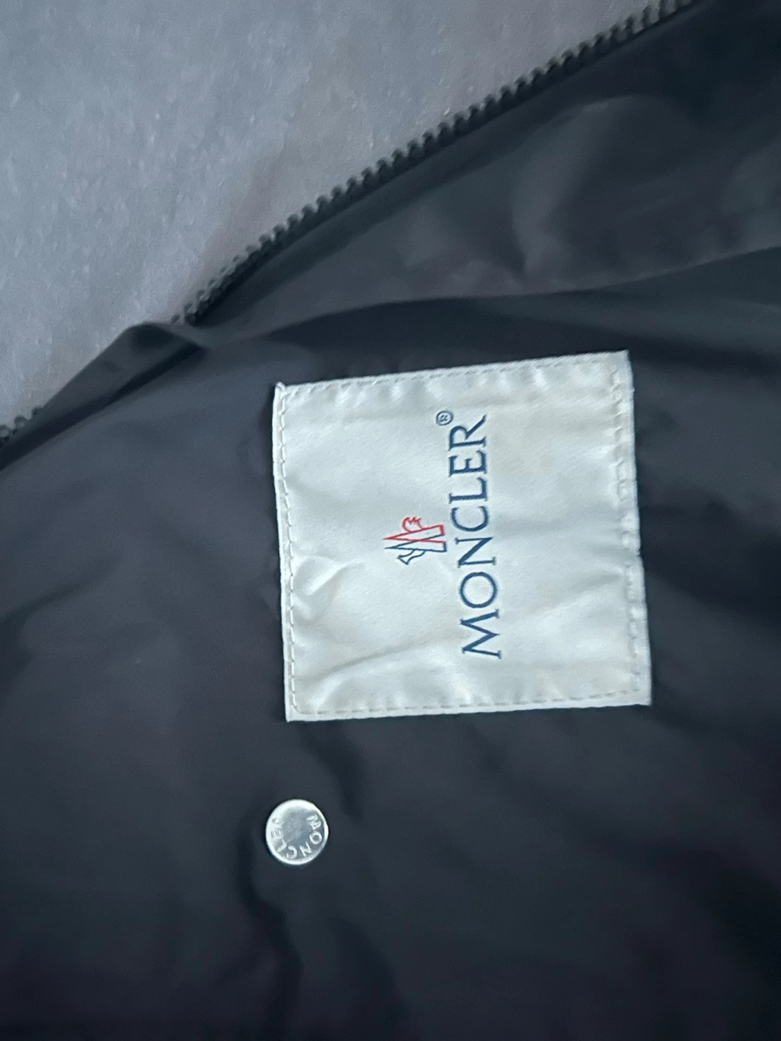 Svart vindjacka från Moncler - 4