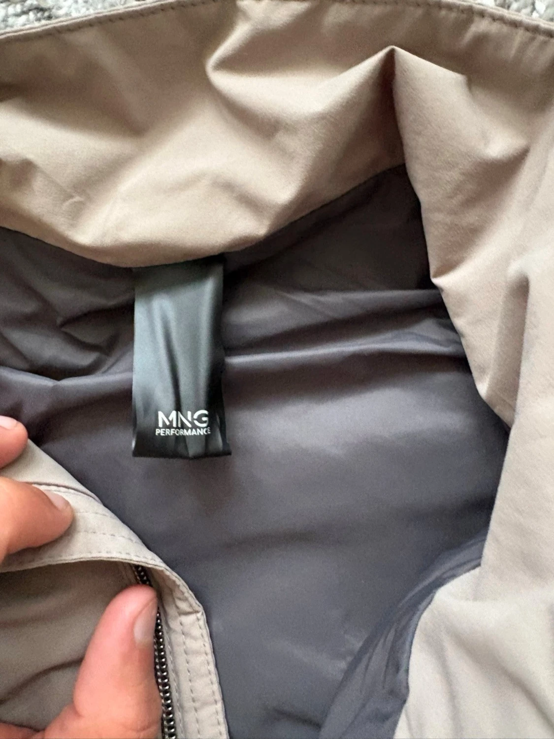 Beige väst från Mango  - 1