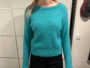 Turkos stickad tröja  - Stickad tröja i perfekt skick från Carin Wester i storlek S❤️