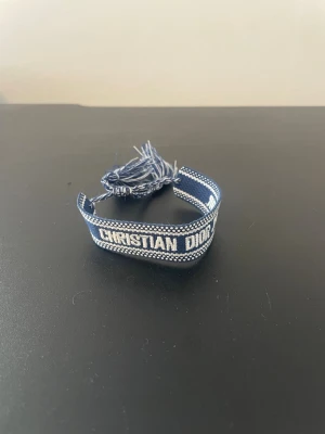 Dior Armband  - Christian Dior J’adior || skick 10/10 || storlek justerbar || pris kan diskuteras!