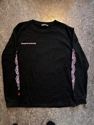 Chrome hearts longsleave  - Nästan helt ny chrome hearts longsleave storlek S kan gå ner vid snabb köp!!!
