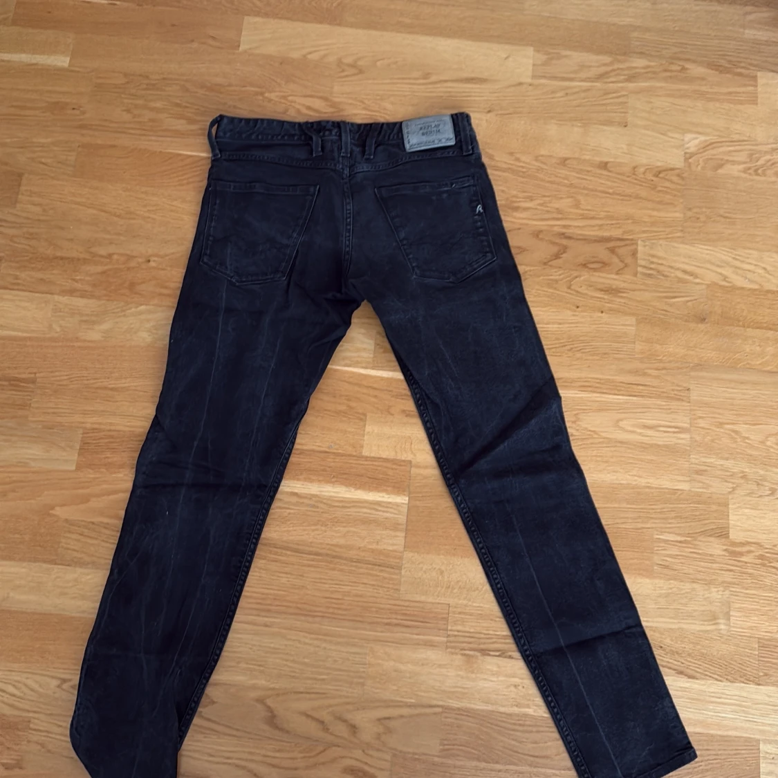 Svarta Replay Anbass jeans - 1