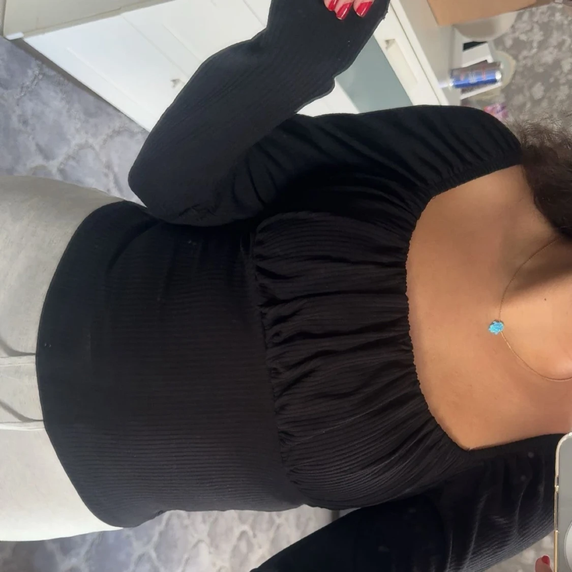 Svart ribbad topp från bubbleroom - 1