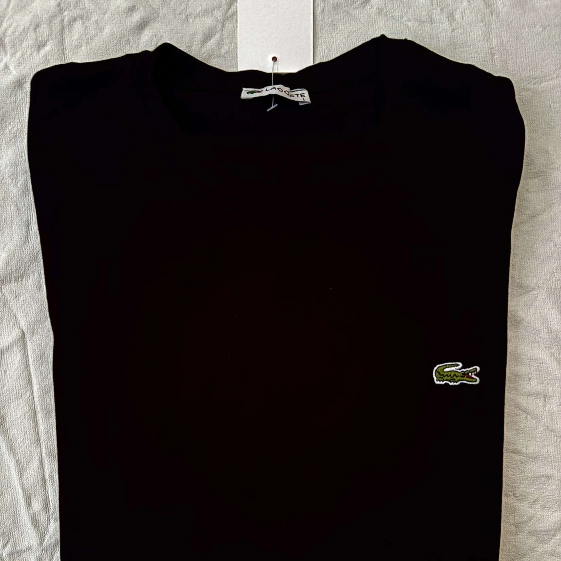 Svart t-shirt från Lacoste - 2