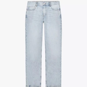 Ljusblå raka jeans - Helt nya från Zara, modellen straight bootcut låg midja. Säljer ett par ljusblå jeans med rak passform och klassisk femficksdesign. Jeansen har en enkel look med knapp och dragkedja framtill. Perfekta för dig som gillar en clean och avslappnad stil.