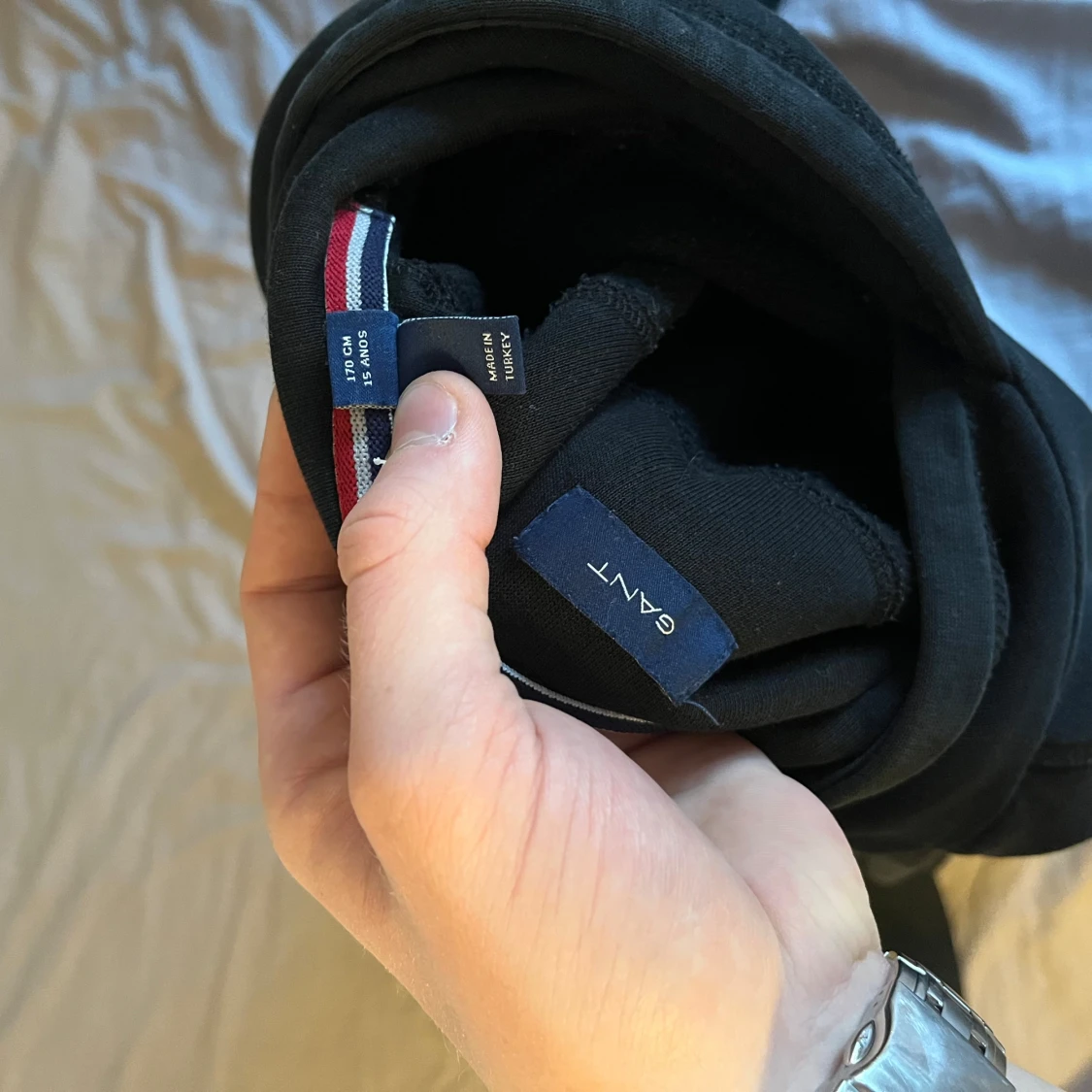 Svart hoodie från GANT med logga - 3