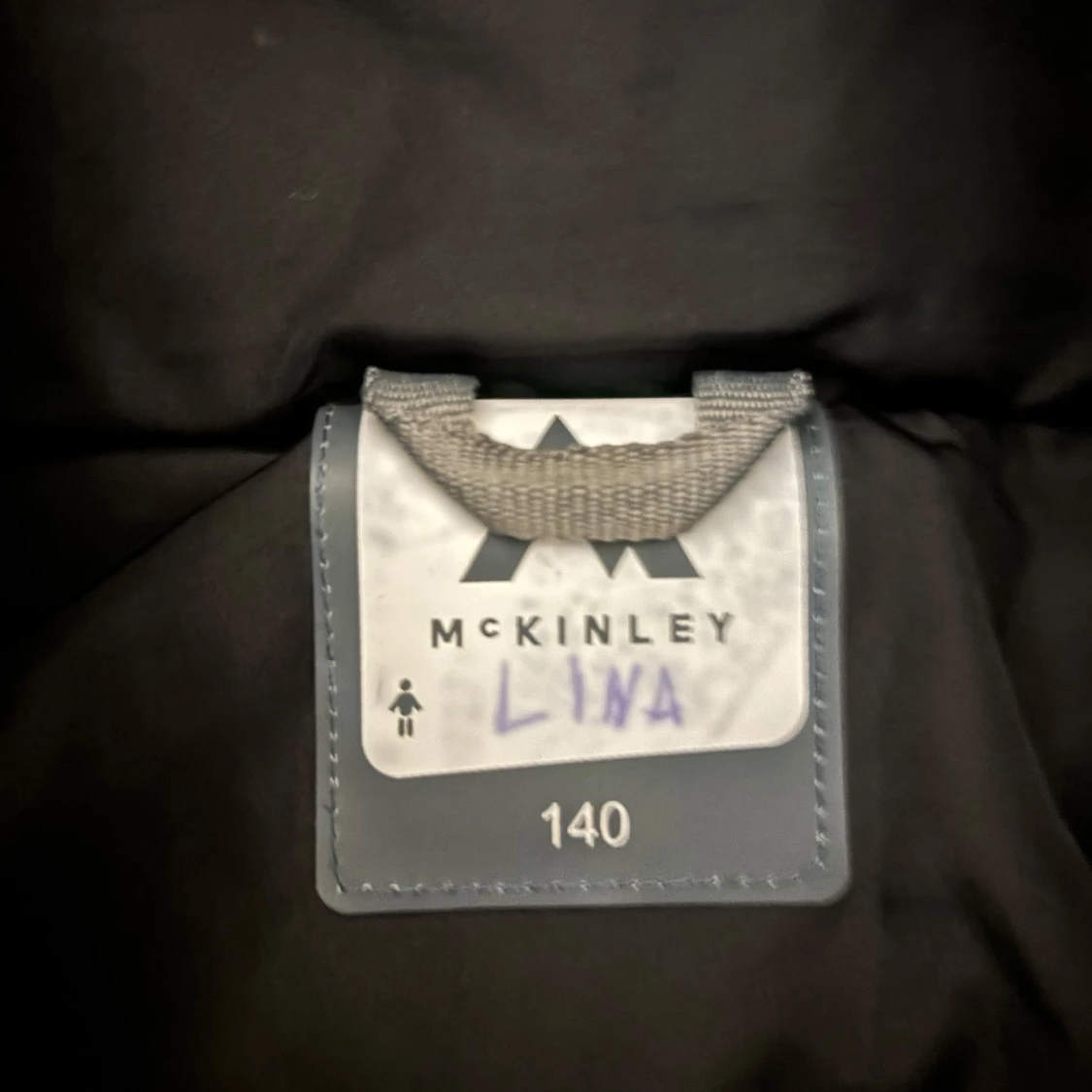 Svart lång dunjacka från McKinley - 1