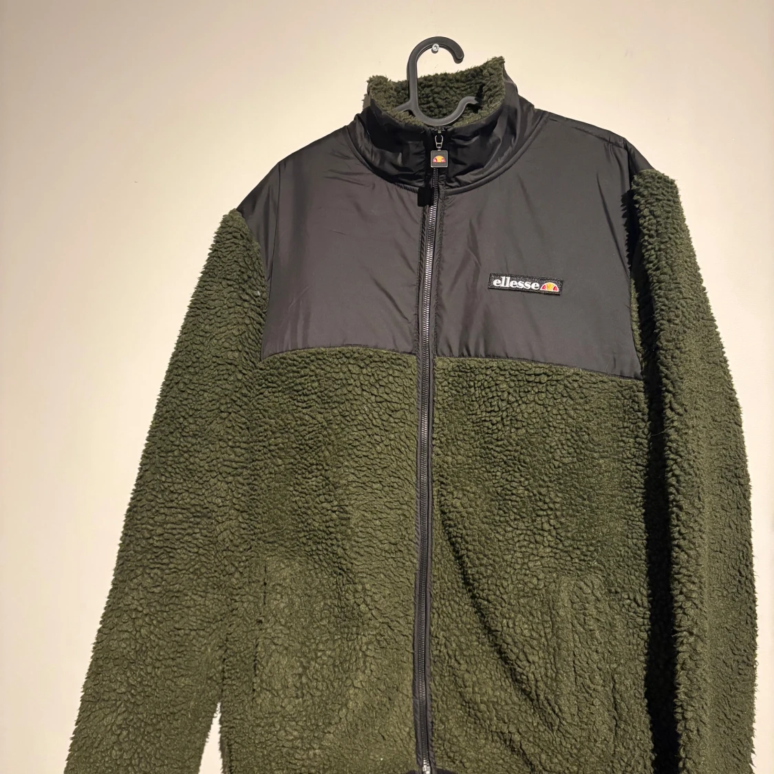 Grön fleece från Ellesse - 1