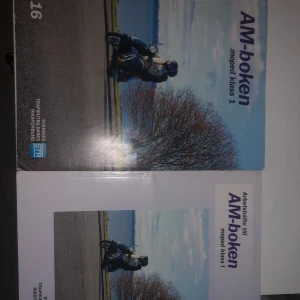 Am böcker - Två Am-böcker för den som ska skaffa moppe. 