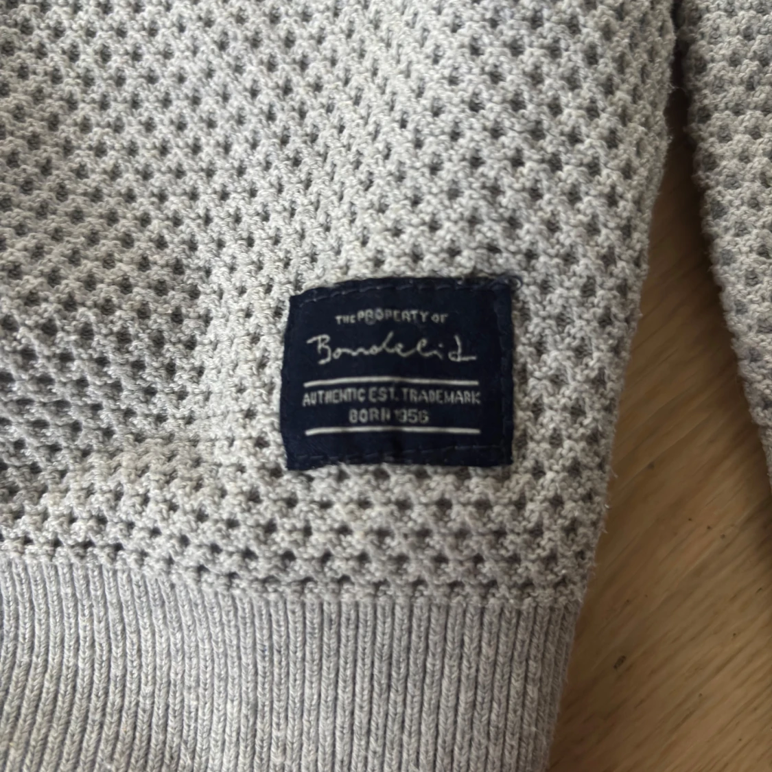 Ljusgrå stickad tröja från Bondelid - 3