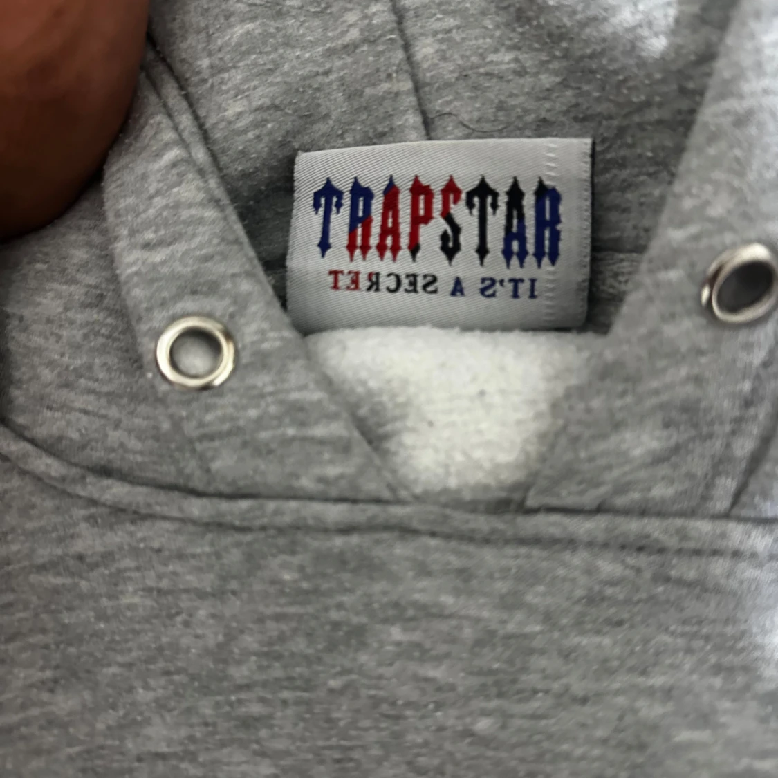 Grå Trapstar hoodie med tryck - 1