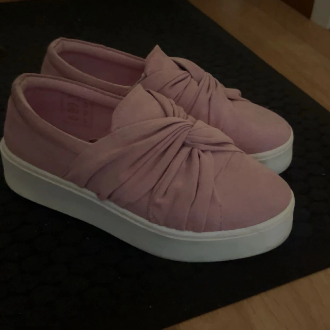Rosa slip-on sneakers