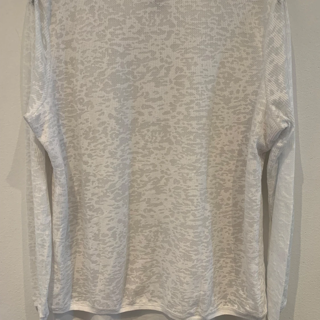 Vit långärmad topp från Lindex - 1