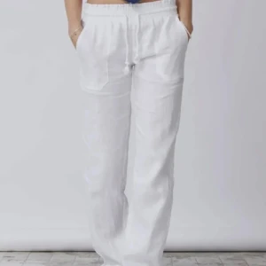 Vita linnebyxor med dragsko - Säljer nu mina linnebyxor från Skagenclothing då jag köpt andra🫶🏼Nypris 950kr säljer för 400kr🩷