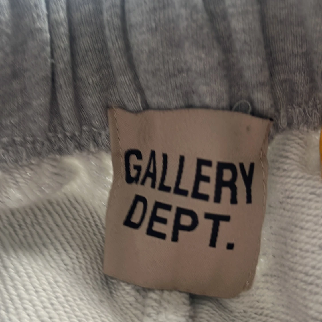 Grå mjukisbyxor från Gallery Dept. - 2