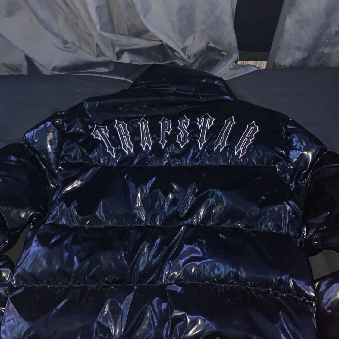 Svart pufferjacka från Trapstar - 1