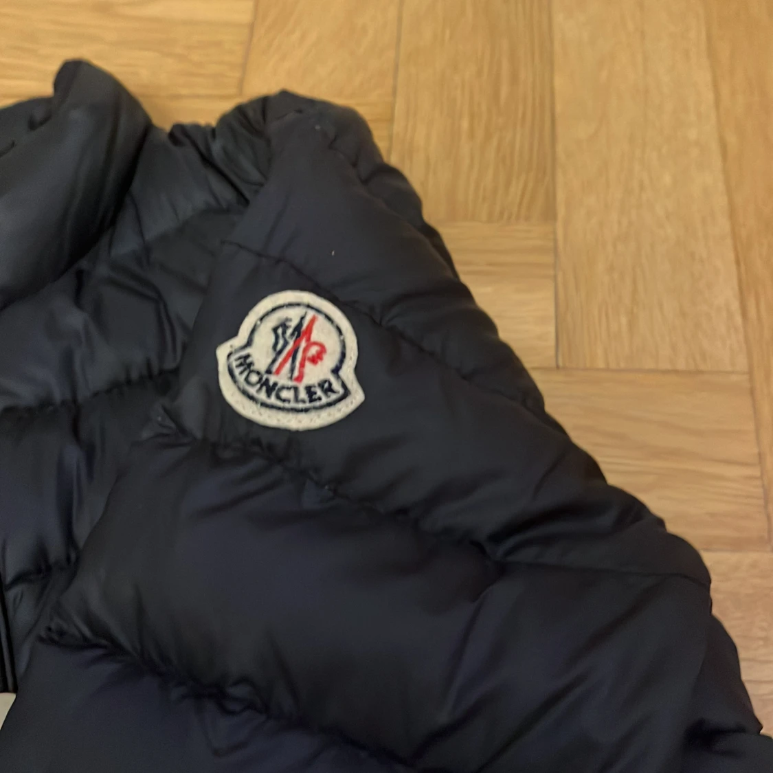 Svart dunjacka från Moncler - 3