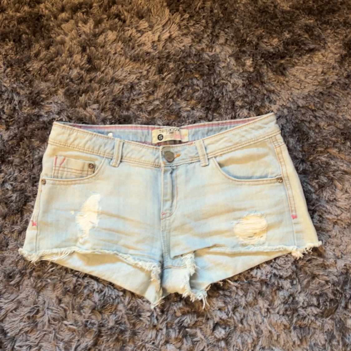 Lågmidjade jeansshorts  - 3