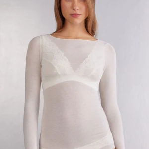 Benvit intimissimi tröja - Storlek s!!! 