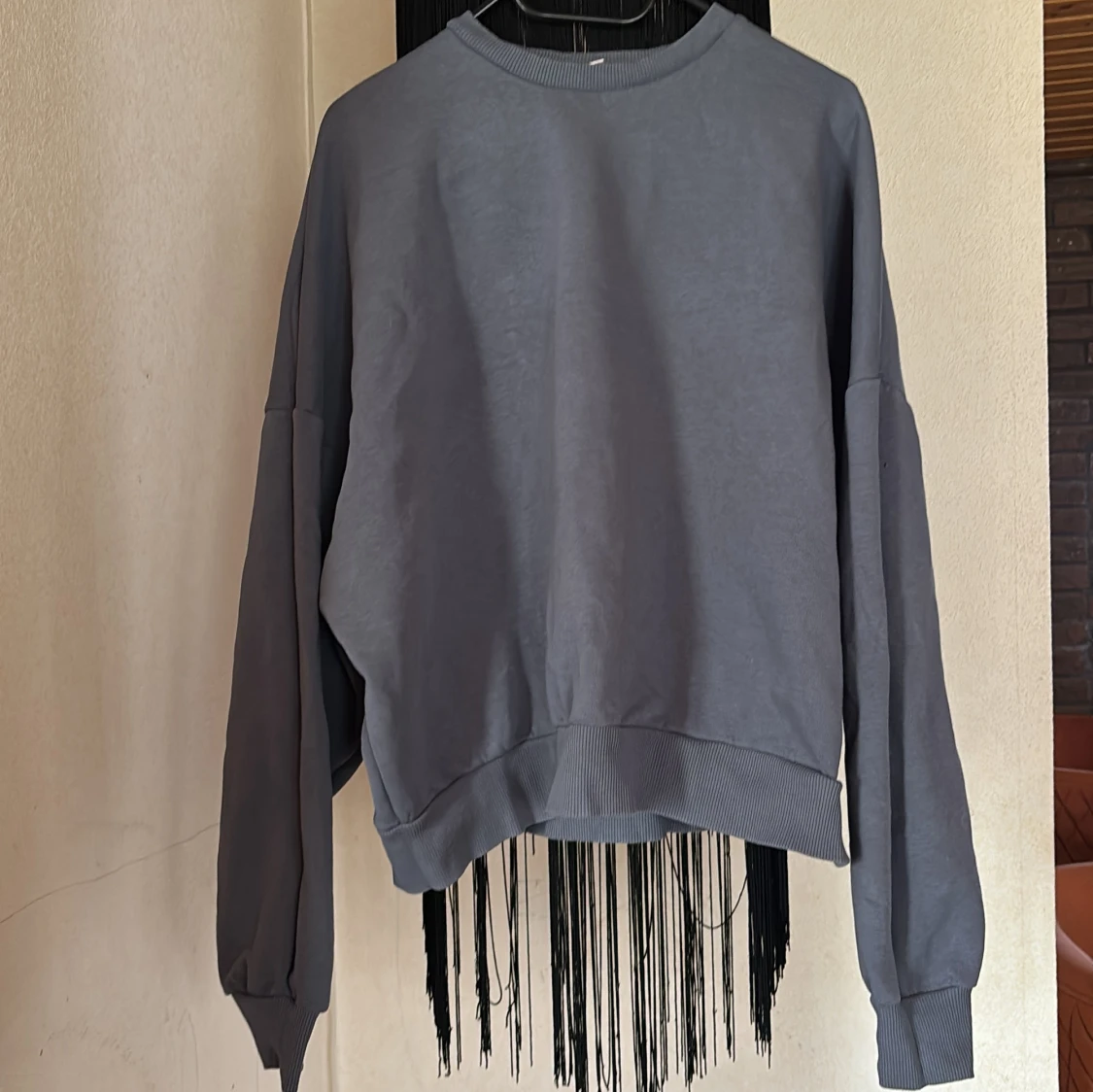 Grå sweatshirt från Nelly - 1