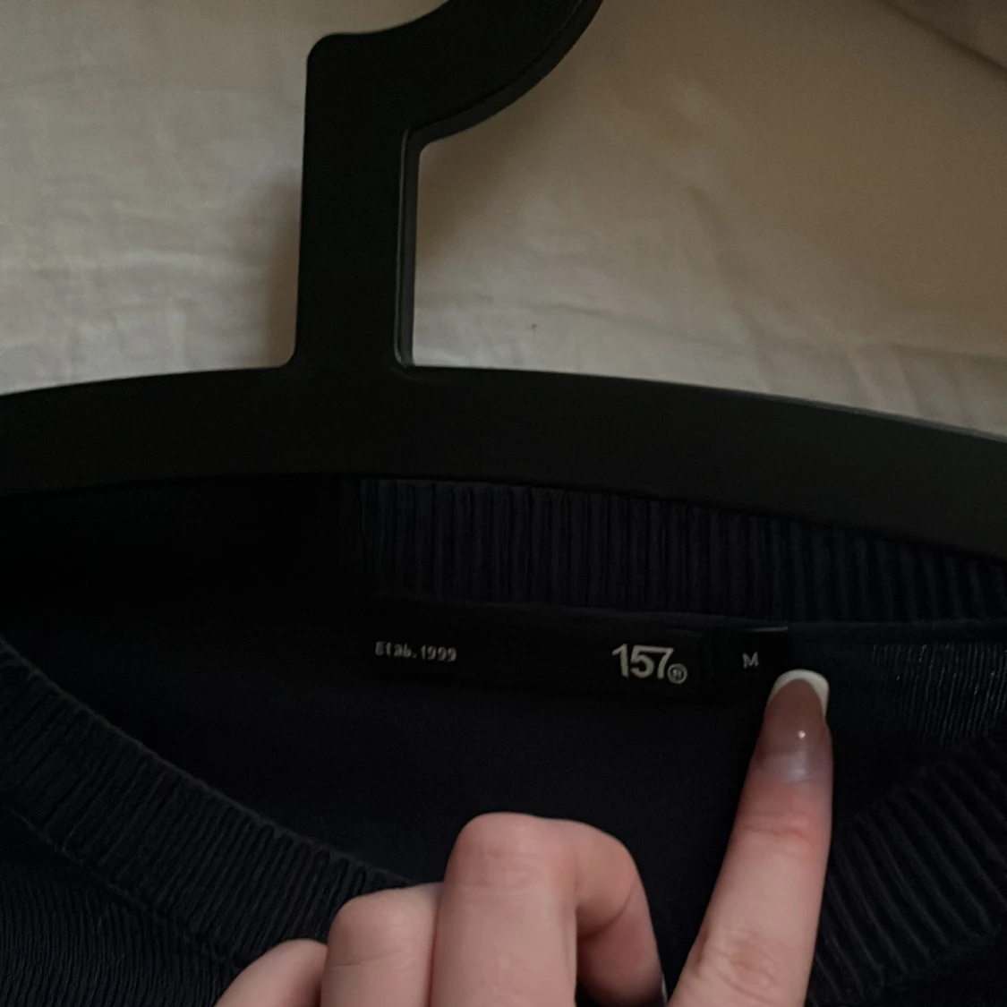 Marinblå och vit randig tröja från 157 - 1