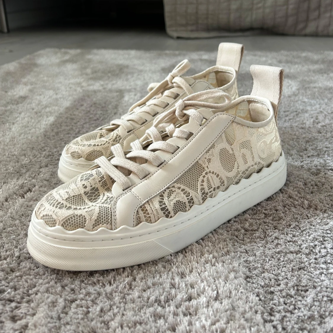 Chloé Lauren lace sneakers