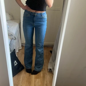 Jeans  - Ljusblå jeans 