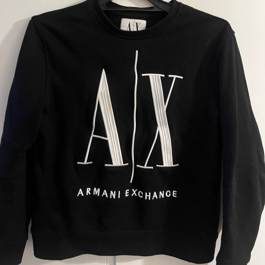 Svart sweatshirt från Armani Exchange